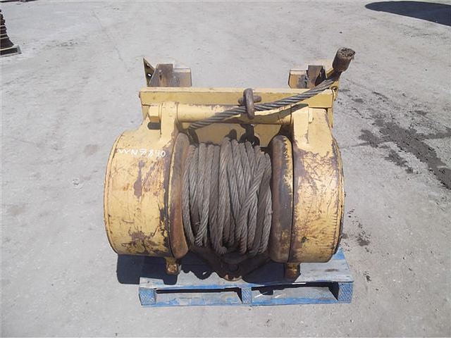 CATERPILLAR D6N Photo