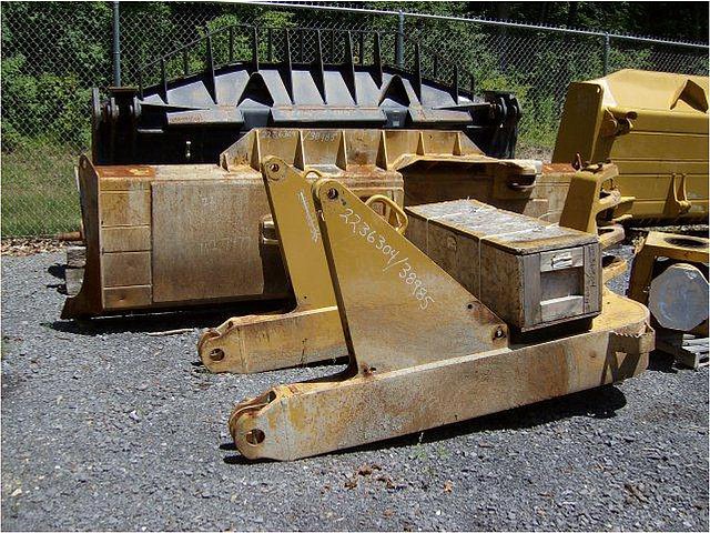 CATERPILLAR D6N LGP Photo