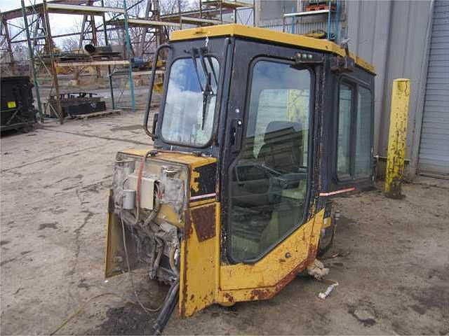 CATERPILLAR D6M LGP Photo