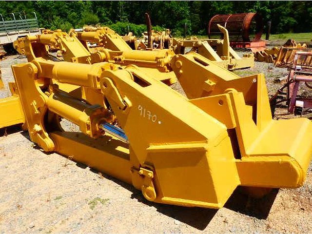 CATERPILLAR D8N Photo