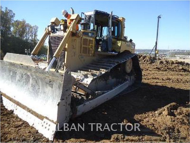 2010 CATERPILLAR D6T LGP Photo