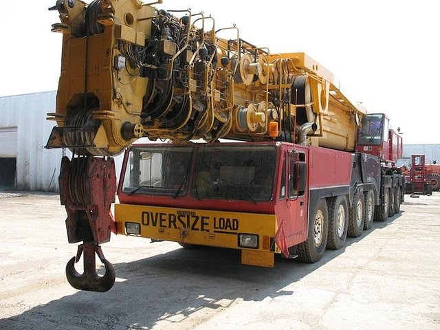 1996 DEMAG AC1200 Photo