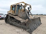 11 CATERPILLAR D6T LGP