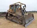 11 CATERPILLAR D6T LGP