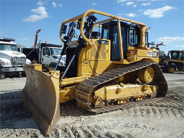 2013 CATERPILLAR D6T LGP Photo