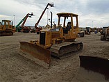 02 CATERPILLAR D3G LGP