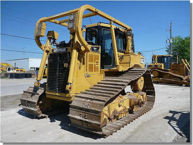 2010 CATERPILLAR D6T LGP Photo