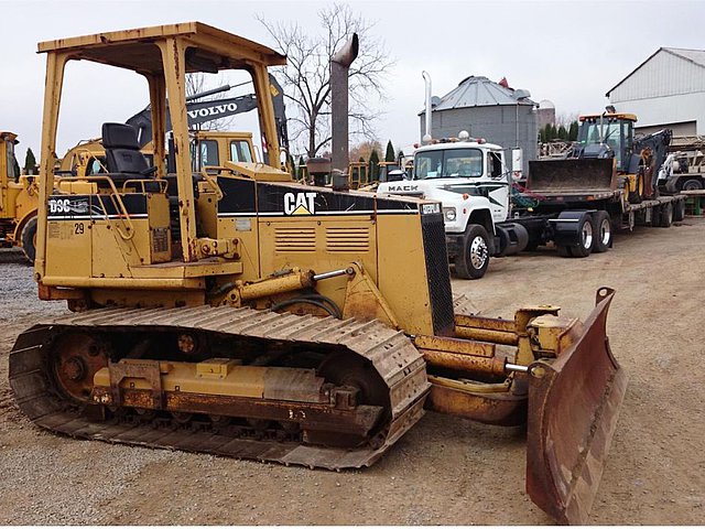 1995 CATERPILLAR D3C LGP Photo