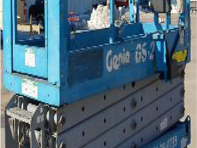 2008 GENIE GS2632 Photo